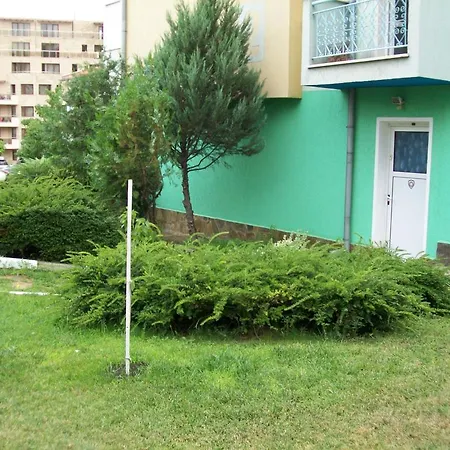 Apartment House Of Informat Sveti Vlas